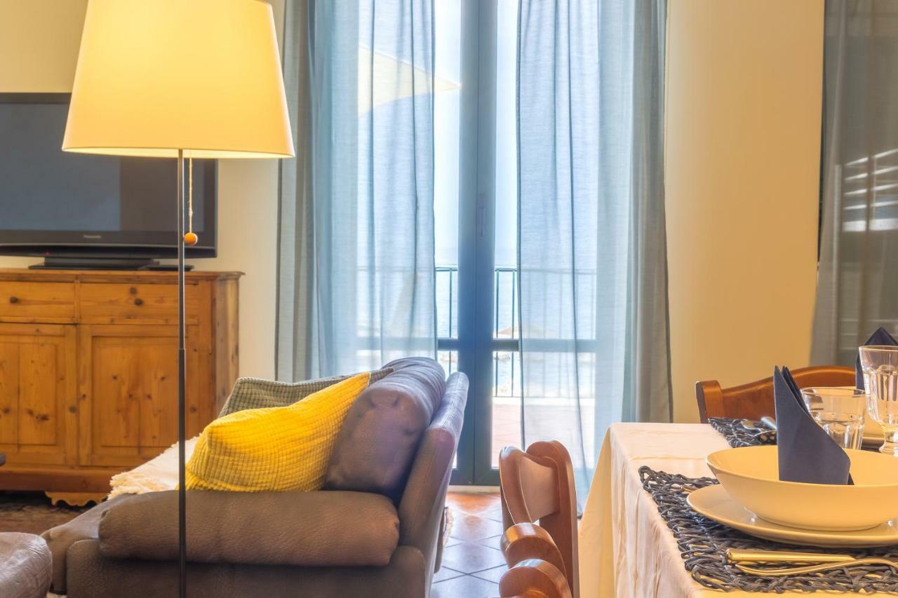 Les Suites - Apartments Riposto Ngoại thất bức ảnh