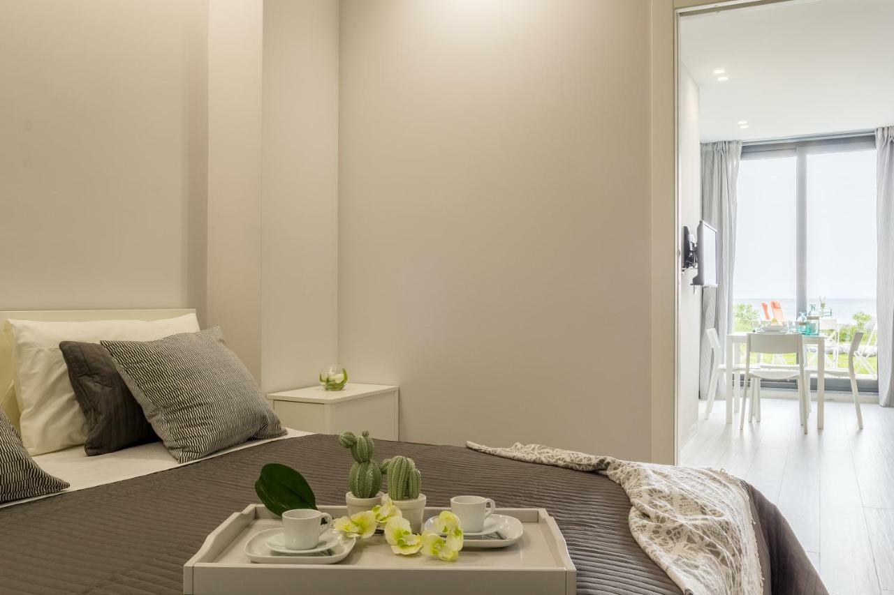 Les Suites - Apartments Riposto Ngoại thất bức ảnh
