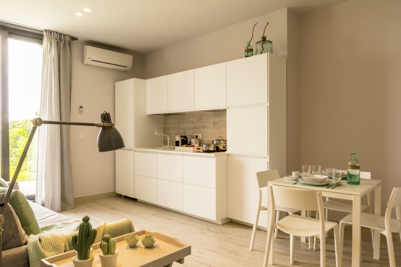 Les Suites - Apartments Riposto Ngoại thất bức ảnh